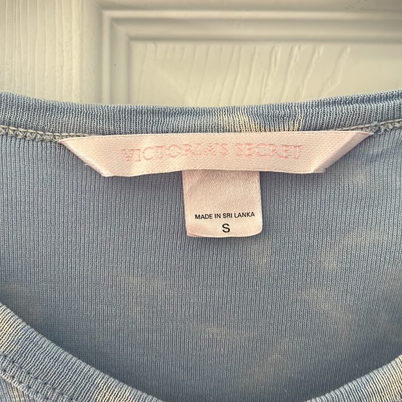 Vintage Victoria’s Secret Sleep Gown/Top - Picture 2 of 7